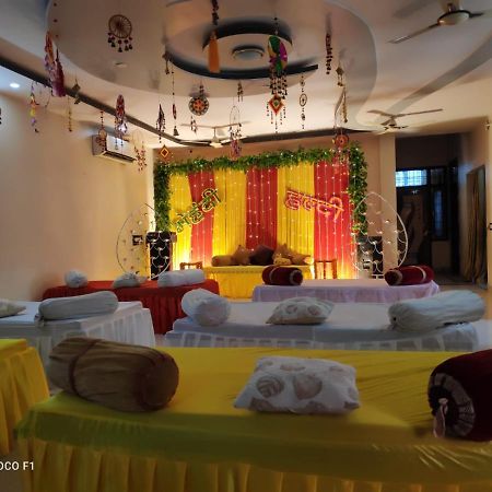 Surabhi Garden Inn Lucknow Extérieur photo