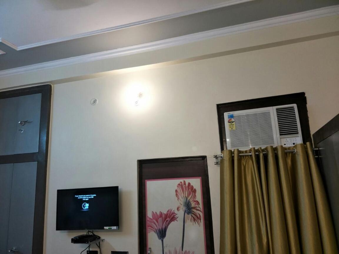 Surabhi Garden Inn Lucknow Extérieur photo